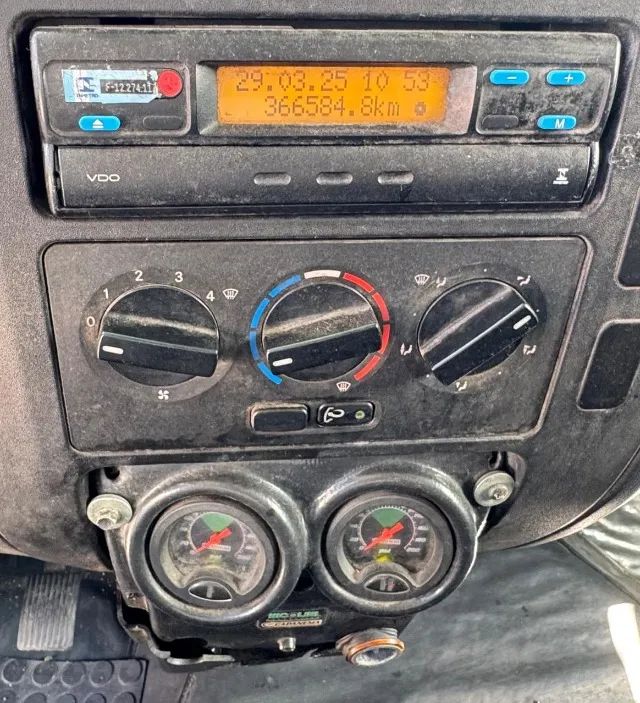 Mercedes-benz Accelo 1016 - 4x2 - Ano 2016 - Foto 12