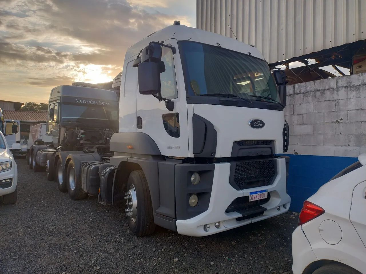 Ford cargo 2842 6x2  - Foto 2