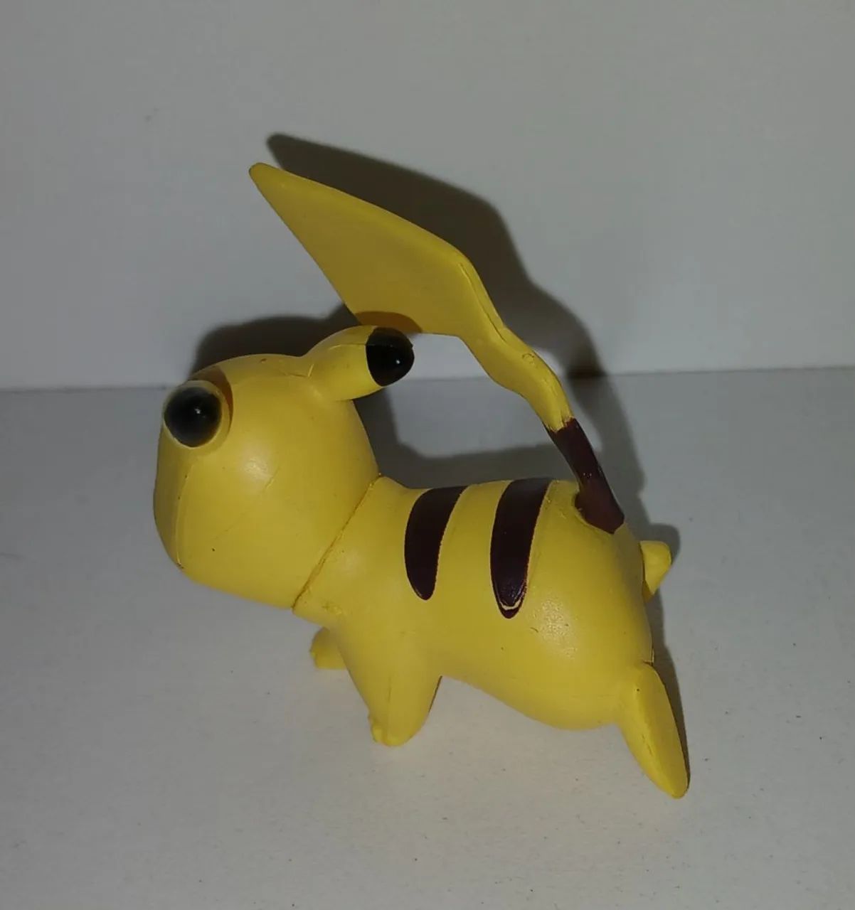 BONECO ACTION FIGURE MINIATURA POKEMON PIKACHU - Foto 2
