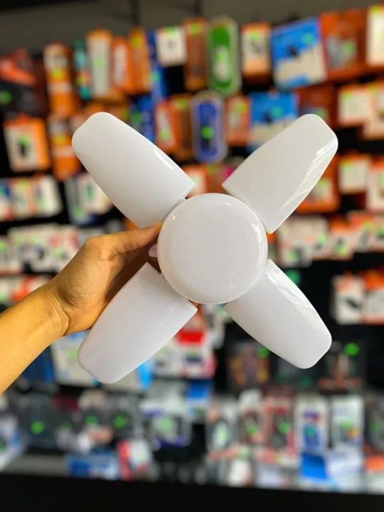 LÂMPADA LED PÉTALA - Foto 5