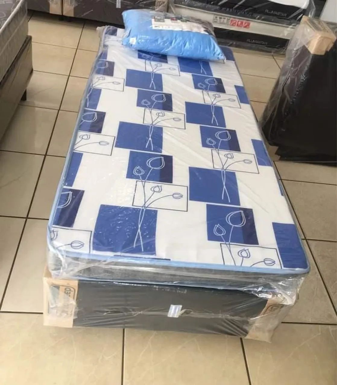 Cama solteiro box e colchão D20 + travesseiro