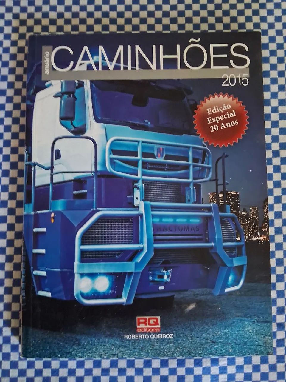 Anuário Caminhões  - Edição Roberto Queiroz - Foto 3