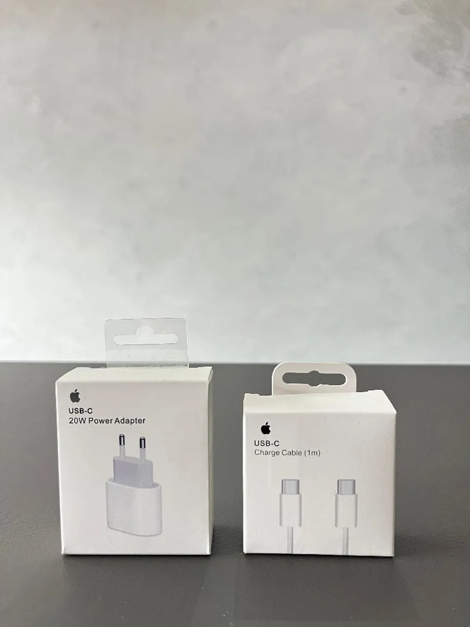 Carregador e Cabo USB-C Apple (Originais)