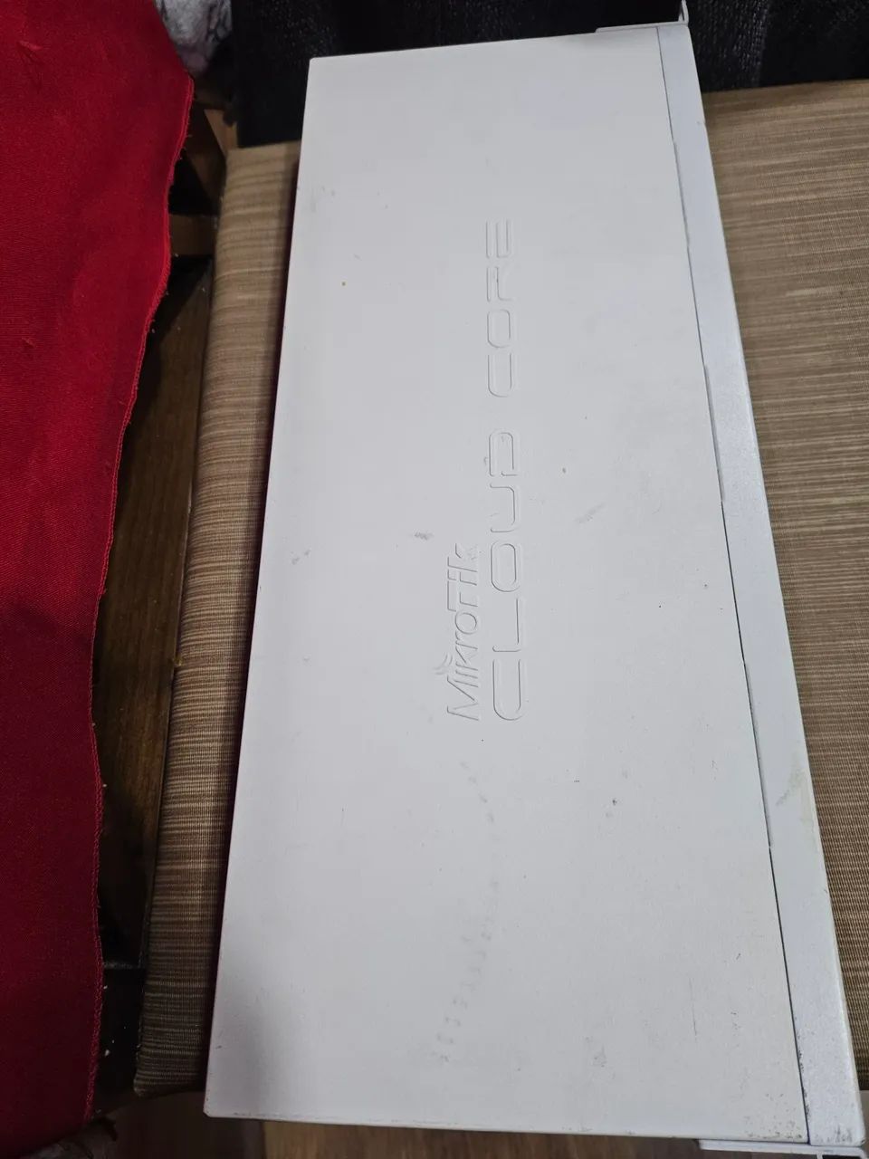 Switch Mikrotik ROUTER CCR-1036 12G - 4S - Foto 2