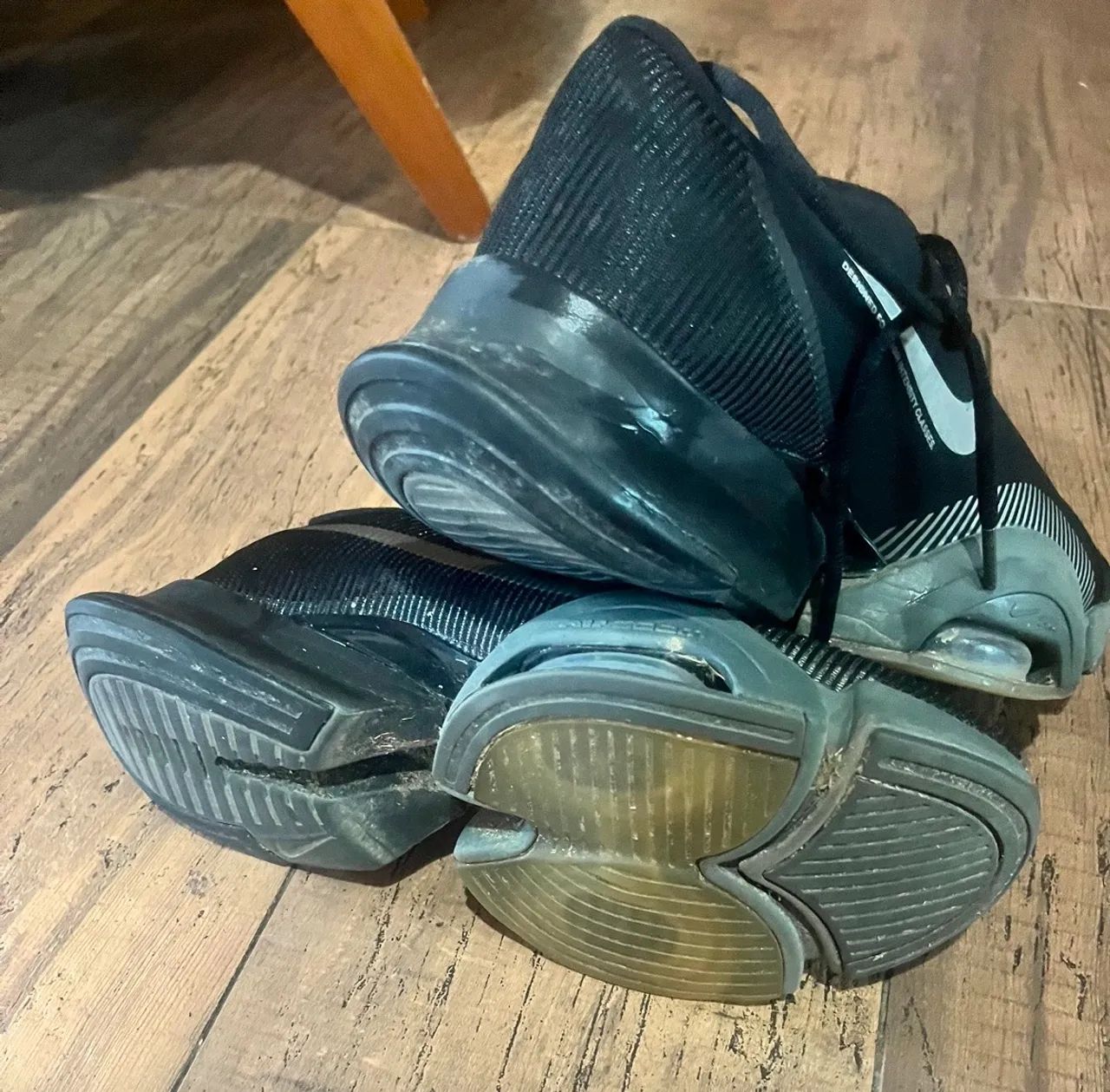 how to remove scuffs from air max 270