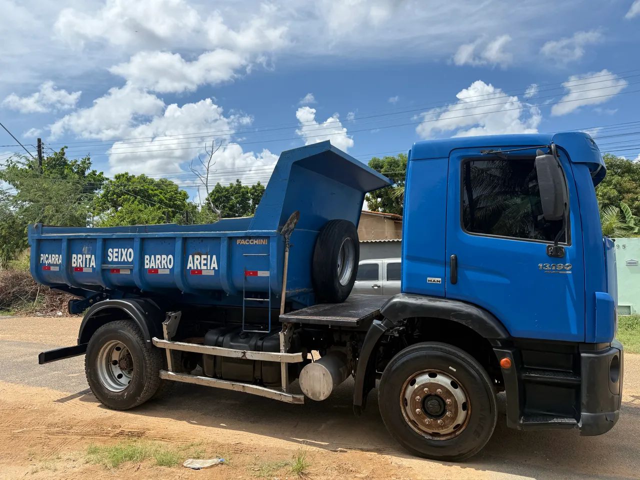 VW 13.190 Caçamba - 2012 - Foto 2