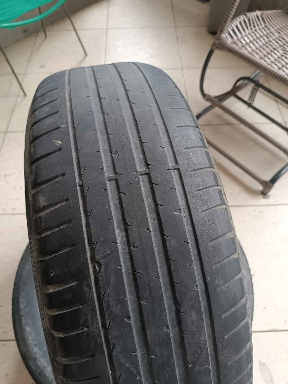 Pneu 225/60 r18