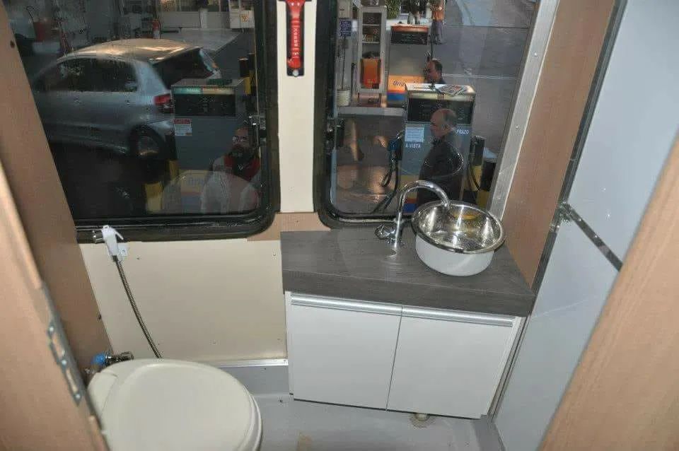 Motorhome Scania 12 pessoas, pescaria cavalgada eventos  - Foto 5