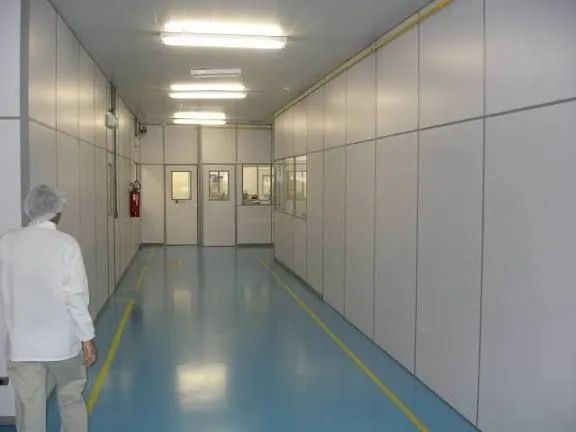 Compramos divisórias de Eucatex usadas 64418994171395121