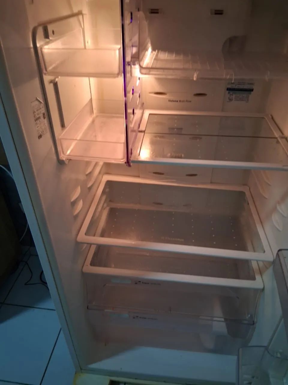 Geladeira eletrolux - Foto 2