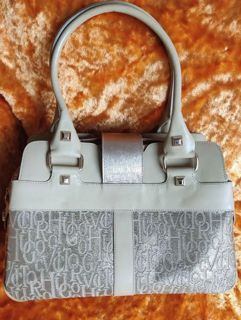 Bolsa Original Victor Hugo Tommy Dourada  - Foto 5