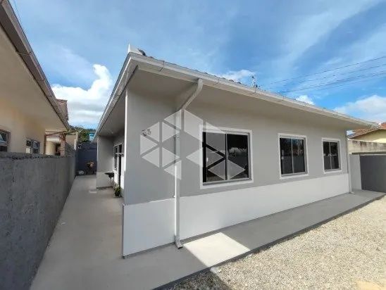 móvel com Renda | 4 Apartamentos Alugados | R$ 4.400/mês | Biguaçu