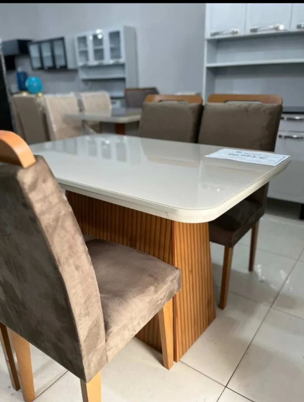 mesa retangular de4 lugares 120x90 com tampo de vidro