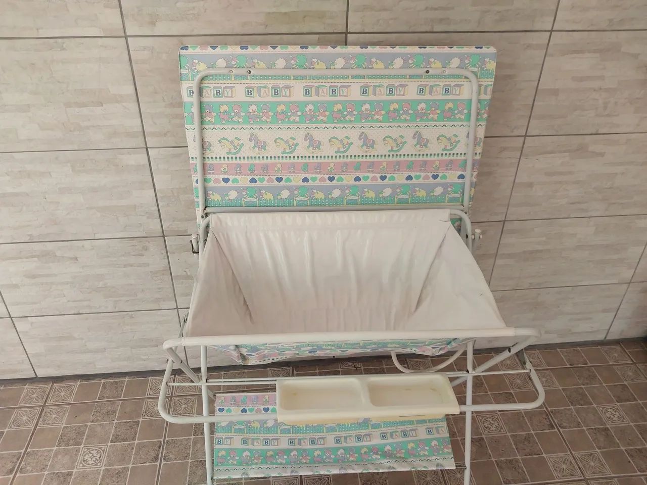 Banheira com suporte e trocador Galzerano - Foto 2