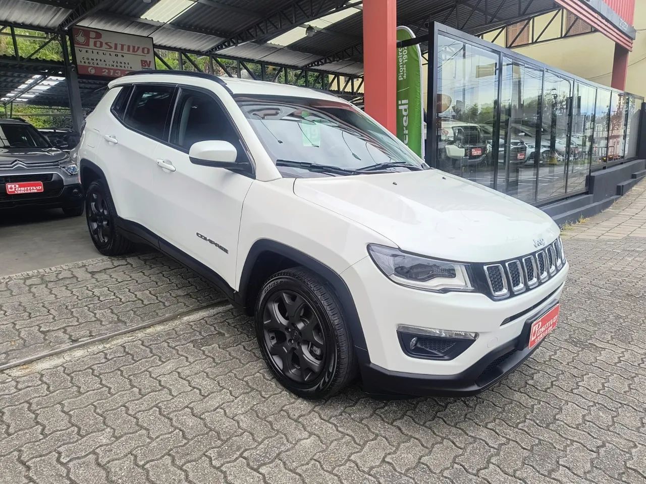 Jeep Compass COMPASS LONGITUDE 2.0 4x2 Flex 16V Aut. 2019