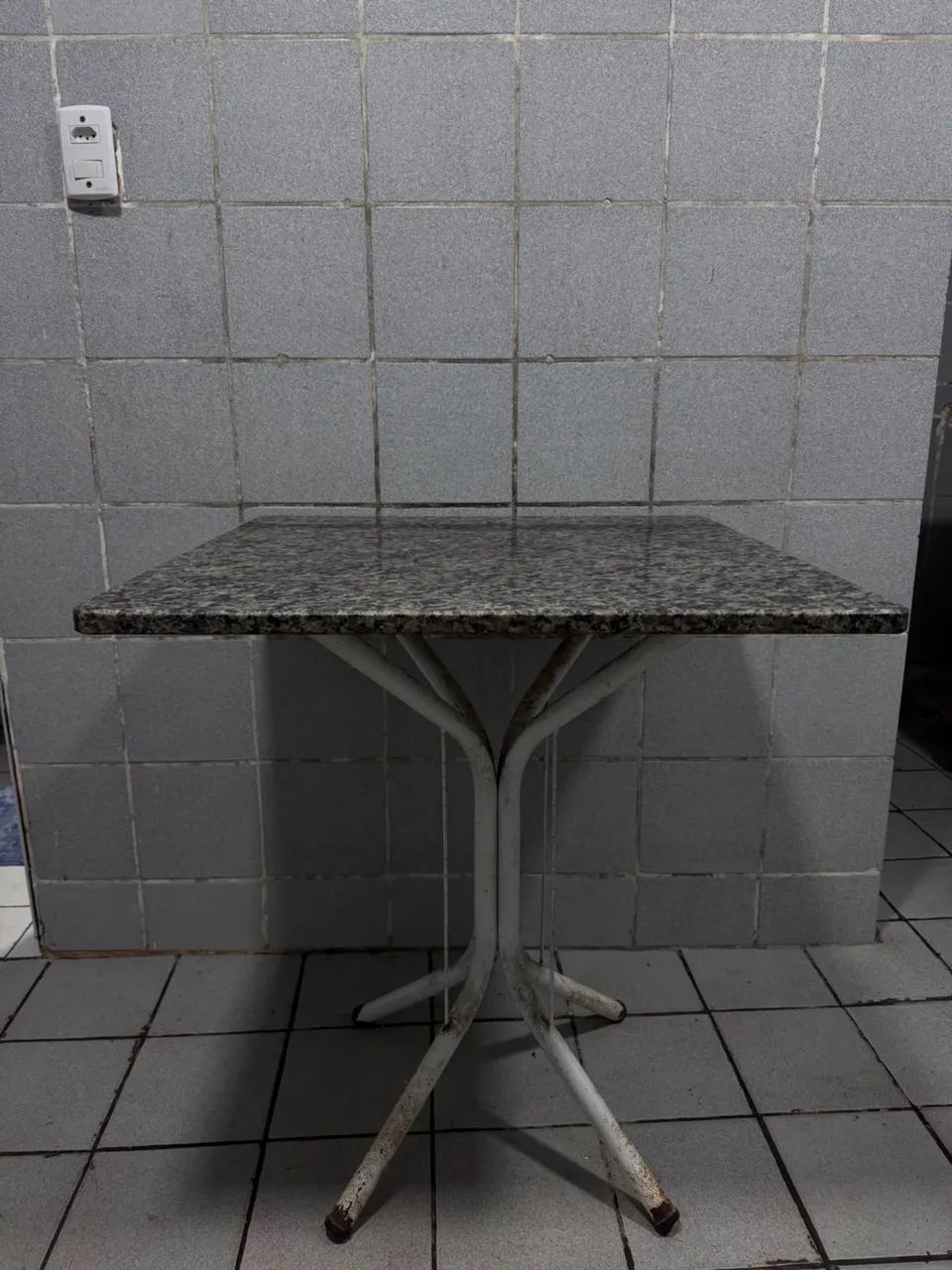 Mesa de mármore 