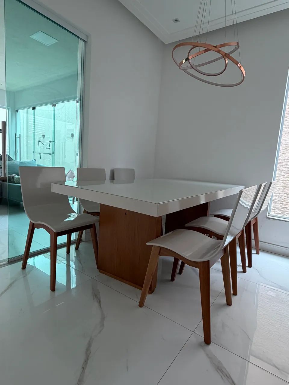 MESA DE JANTAR 6 LUGARES