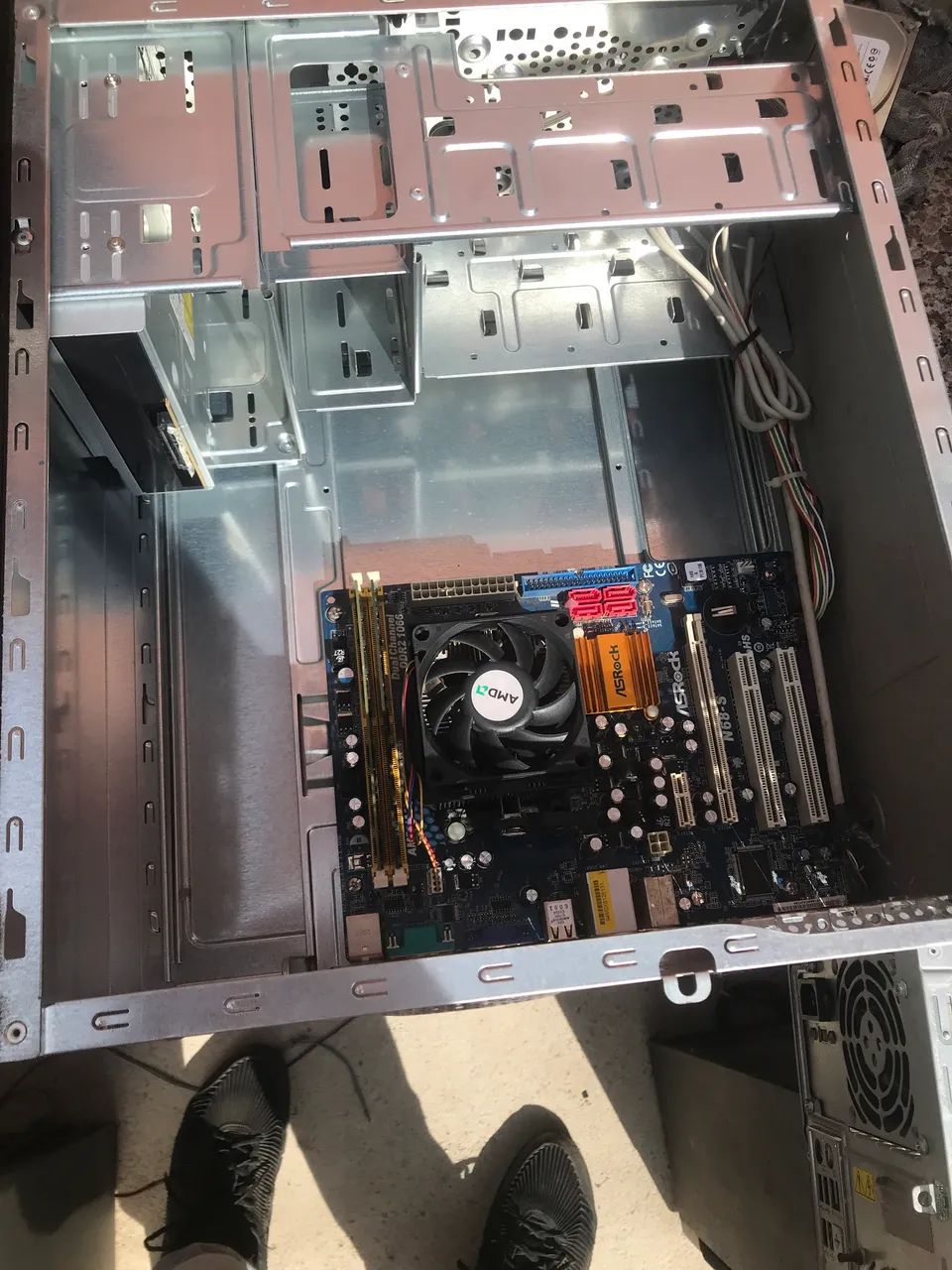 Desktop amd terminar de montar