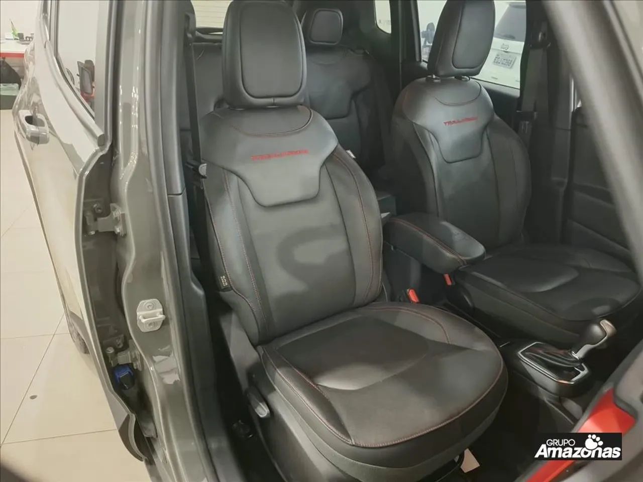 Jeep Renegade Trailhawk T270 1.3 TB Flex Aut., foto 16 de 20