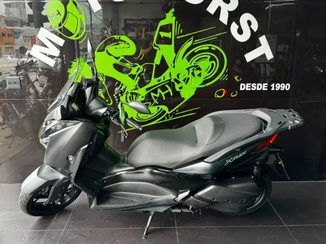 Yamaha Xmax 2022