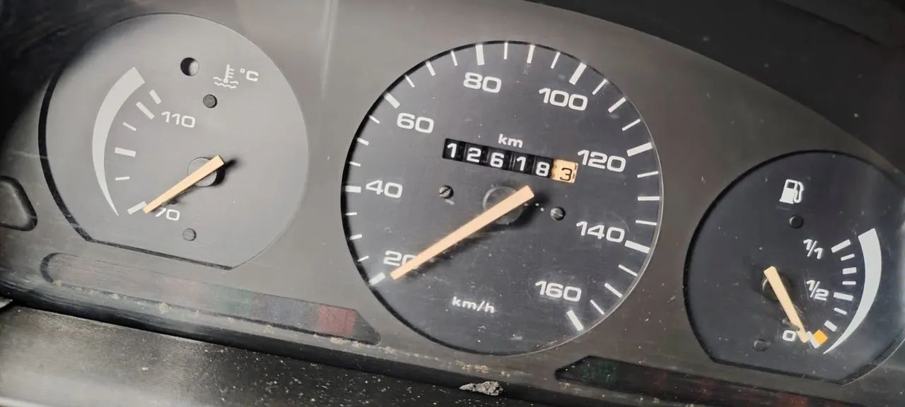 Volkswagen Gol Geração II 1000 Plus 8V 50cv Gasolina Mec. 2P 1996 1996