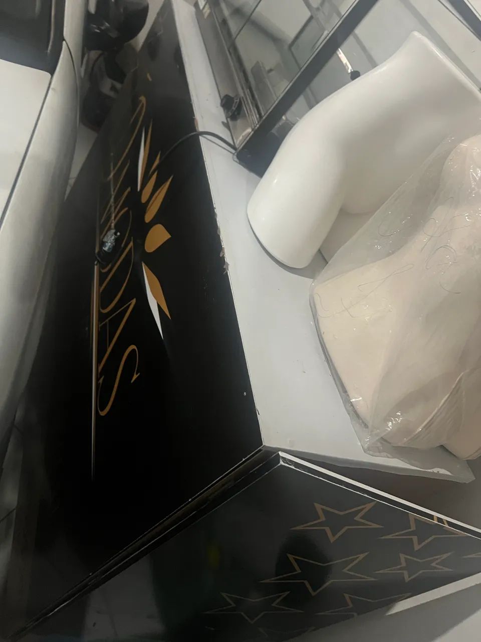 Vendo estrutura para loja de roupa.  - Foto 2