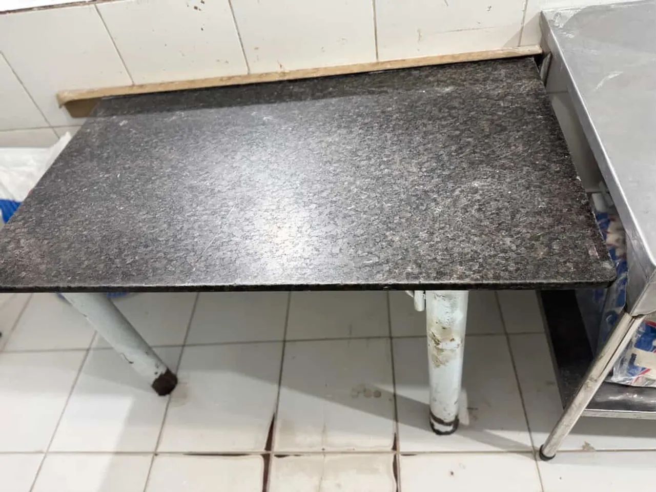 Mesa de mármore 