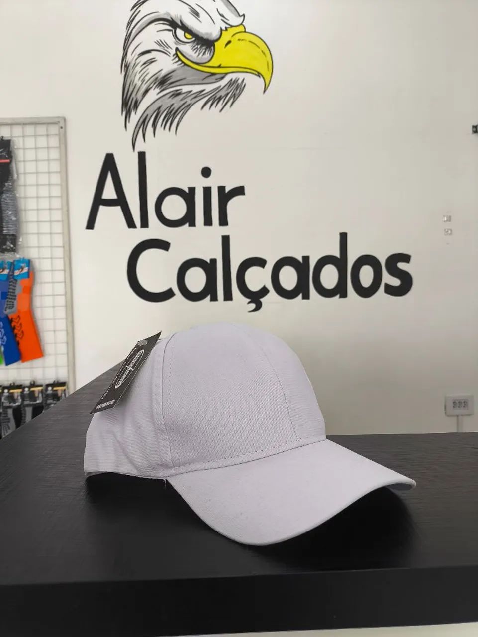 Boné disponível 