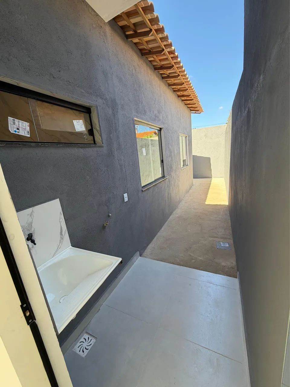 Alugo casa NOVA e moderna no bairro CARMO - Foto 4