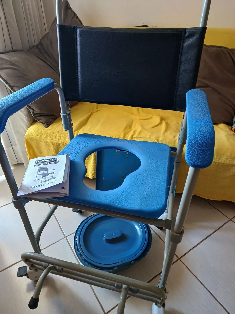 Cadeira para banho - 3 X 1 - Foto 3