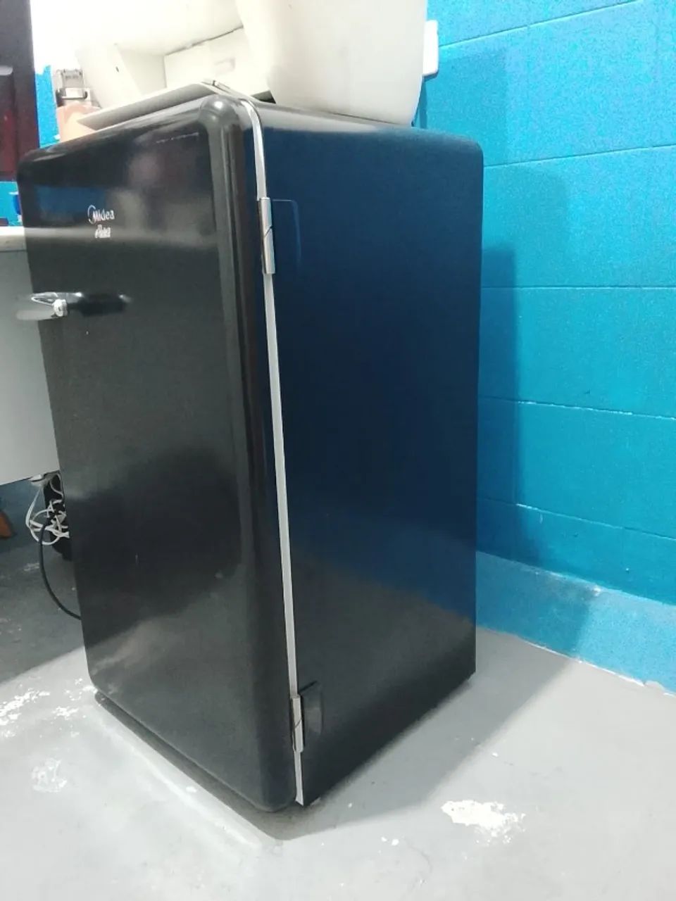 FRIGOBAR MIDEA PRETO - Foto 2