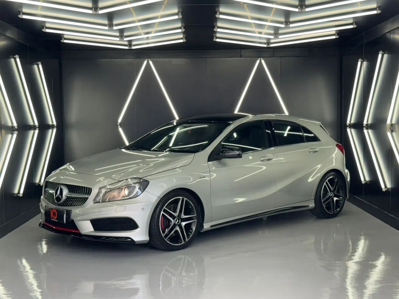 Mercedes-Benz A 250 2.0 2015