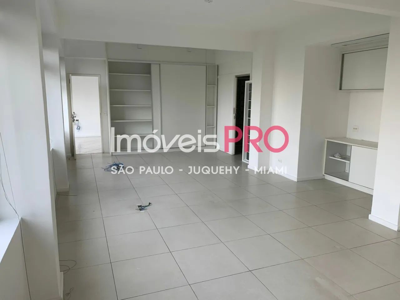 Conjunto Comercial - 145m² próximo a estação Paraíso.