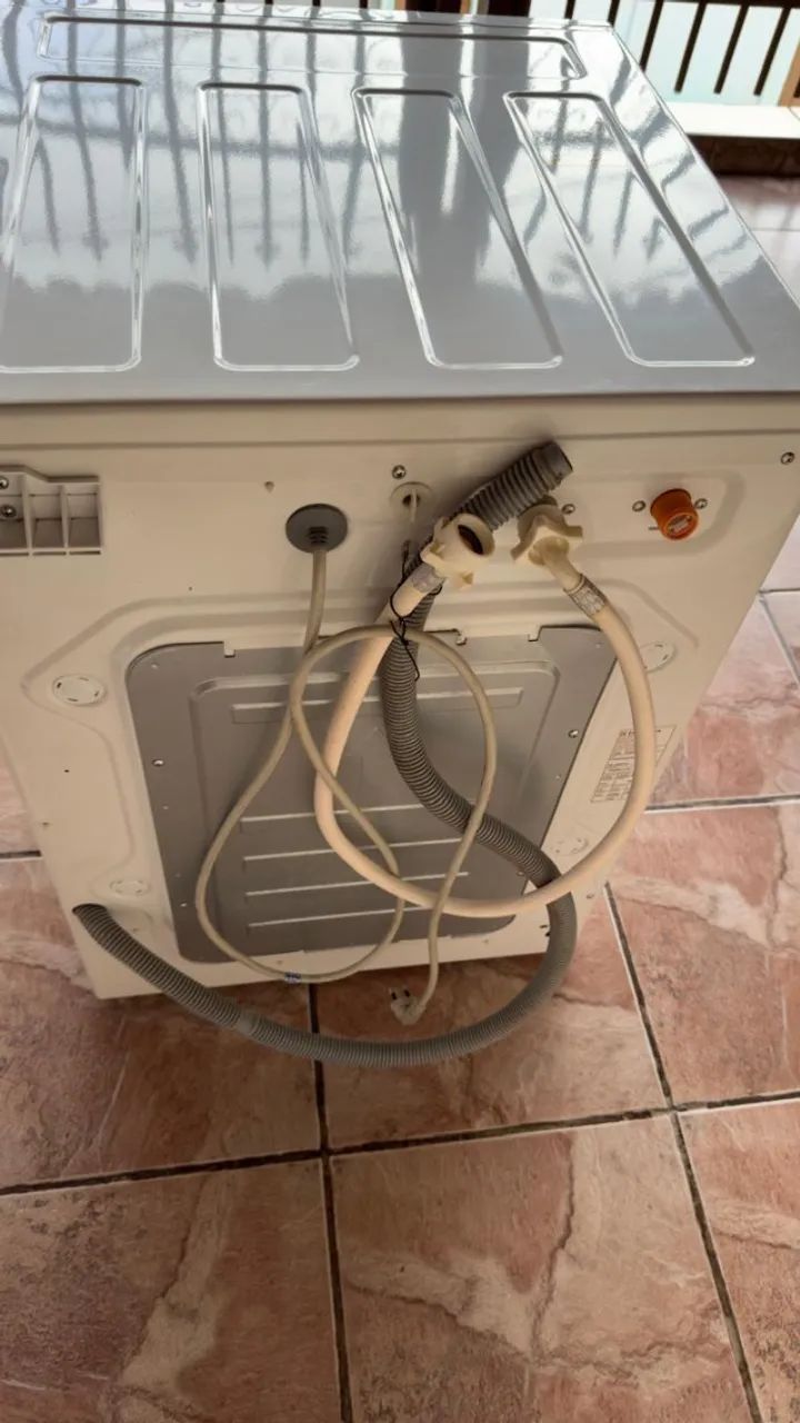 MÁQUINA LAVA E SECA ELETROLUX 9KG - Foto 3