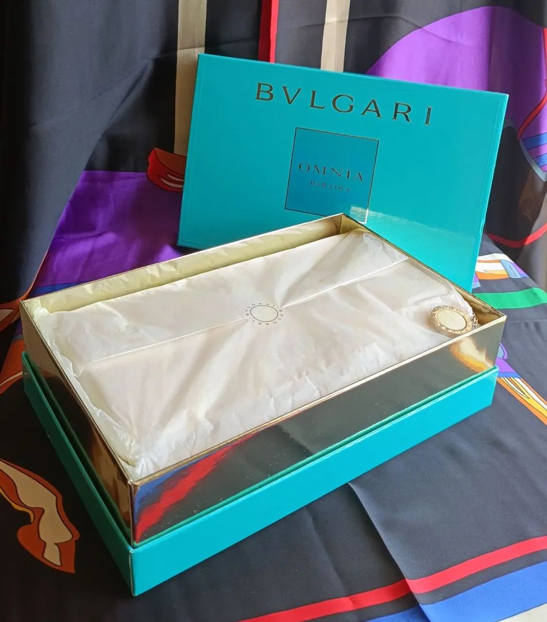 BVLGARI OMNIA PARAIBA コフレセット Bvlgari Perfume Omnia Paraiba - Kit com nécessaire. - Beleza e