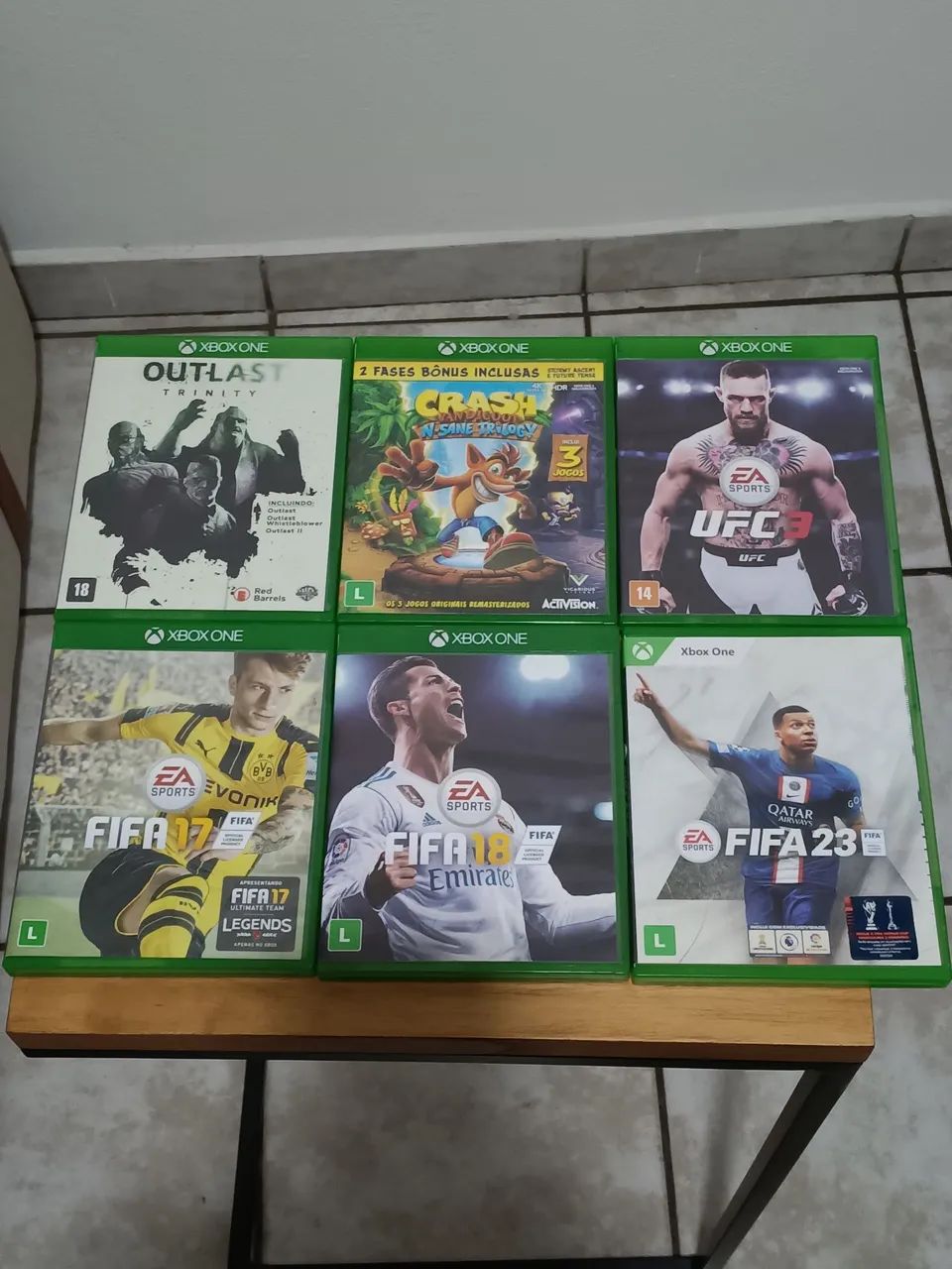 Xbox one S com 2 controles + 6 jogos - Foto 2