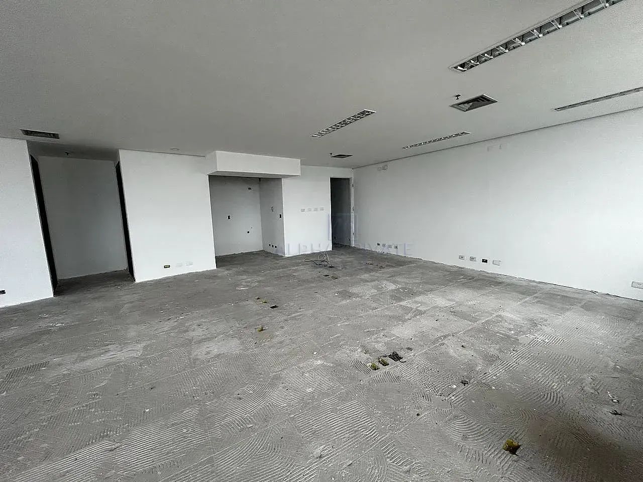 Sala/Conjunto para venda possui 106 metros quadrados - Foto 5