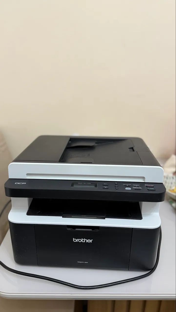 Impressora Brother DCP-1617nw Preta