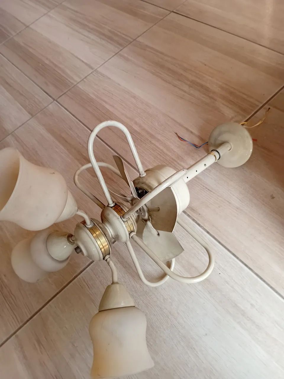 Lustre antigo com Cúpulas  - Foto 4