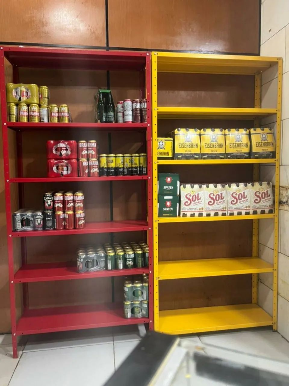 Vendo 6 prateleiras semi novas 720 as 6