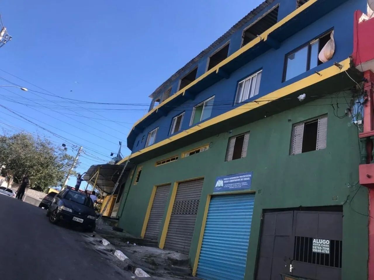 Prédio comercial e residencial com 10 casas e 5 saloes renda 11.000 - Foto 2