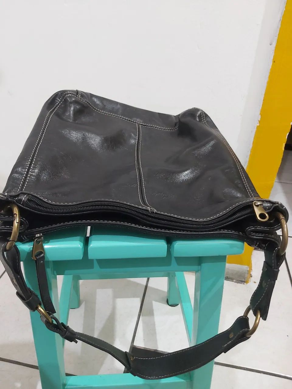 Bolsa Corello preta couro  - Foto 2