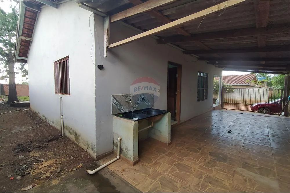 Casa com 2 quartos e terreno amplo no Setor Industrial - Foto 2