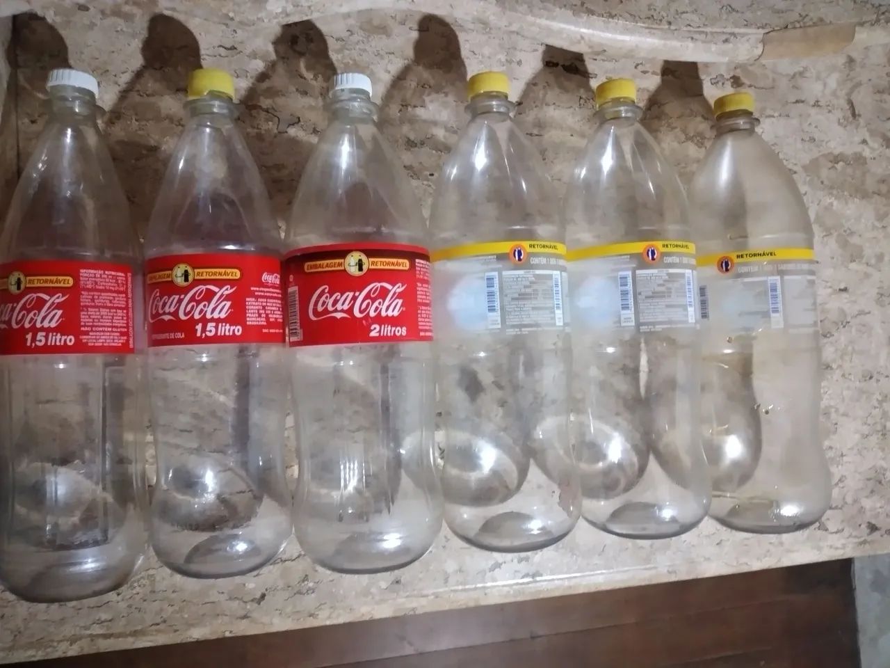 Lote com 6 garrafas Coca-cola 1° edição  - Foto 2