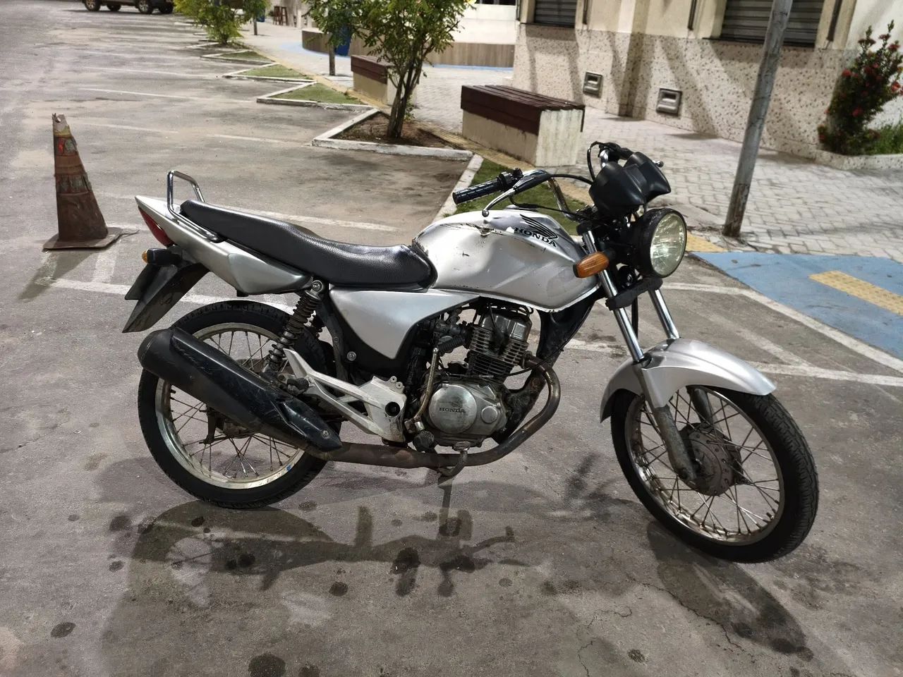 Titan 150 2006  - Foto 2