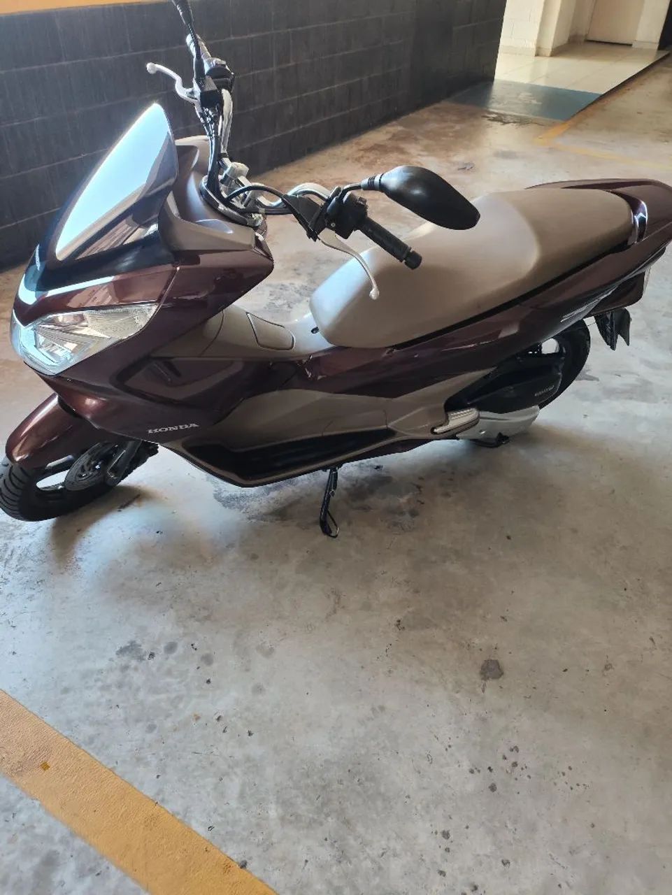 Moto PCX marrom 2018  - Foto 4