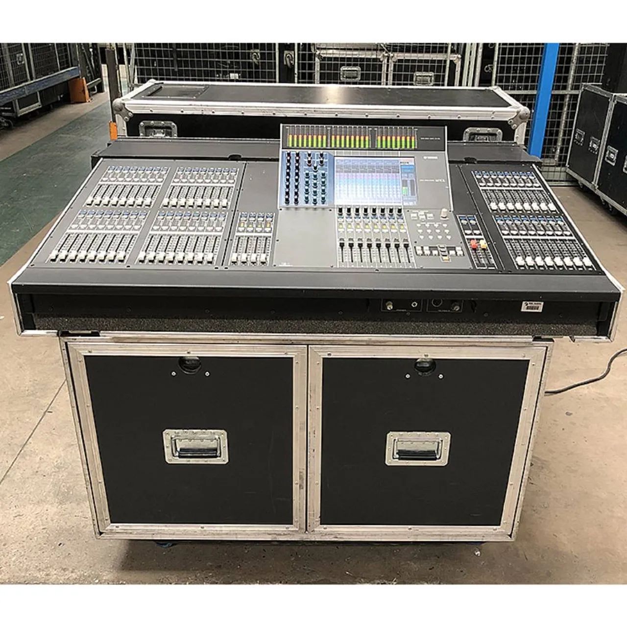 Mesa de som M7CL com case Yamaha digital 