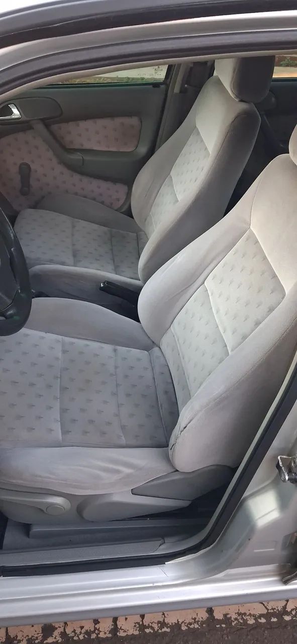 Volkswagen Gol Geração III 1.6 MI 8V Álcool Mec. 4P 2000
