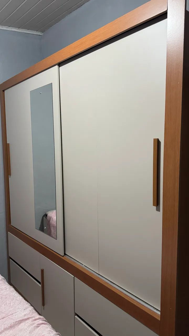 Guarda roupa - NOVO