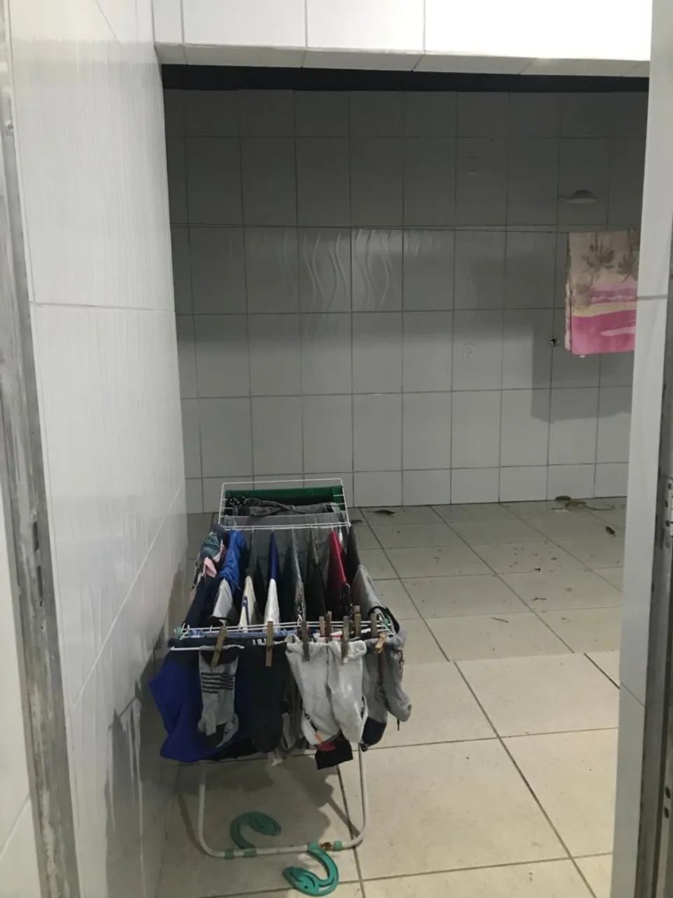 Casa com 3 Quartos, Garagem e Quintal - Foto 5